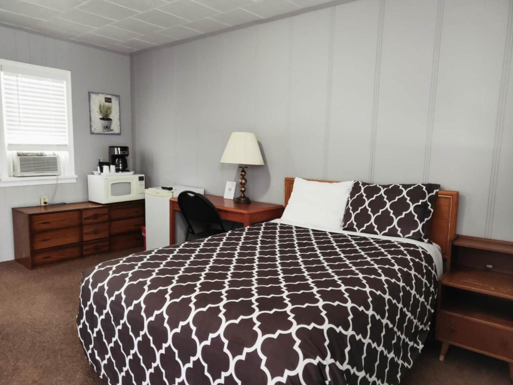 Melsask Motel Melville Exteriör bild