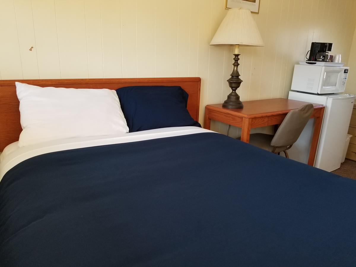Melsask Motel Melville Exteriör bild