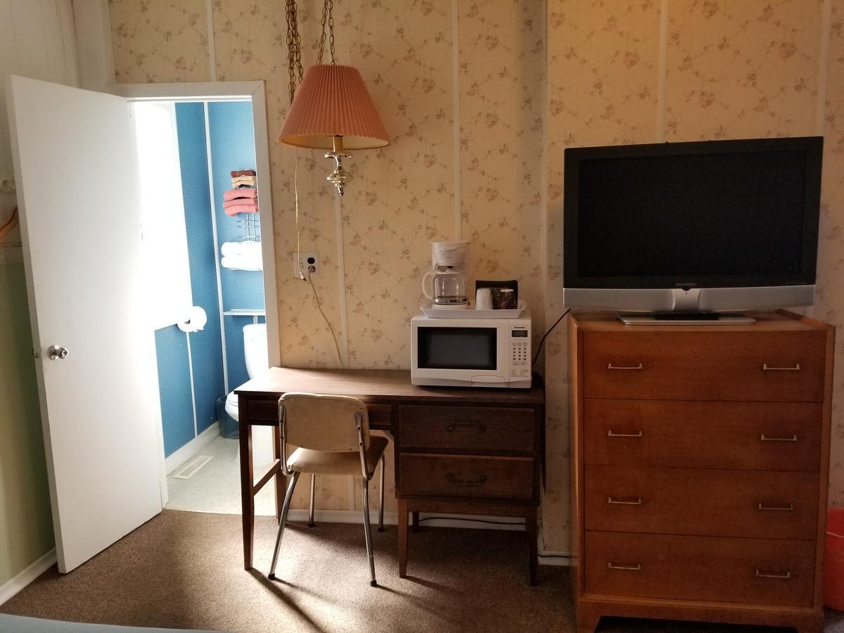 Melsask Motel Melville Exteriör bild
